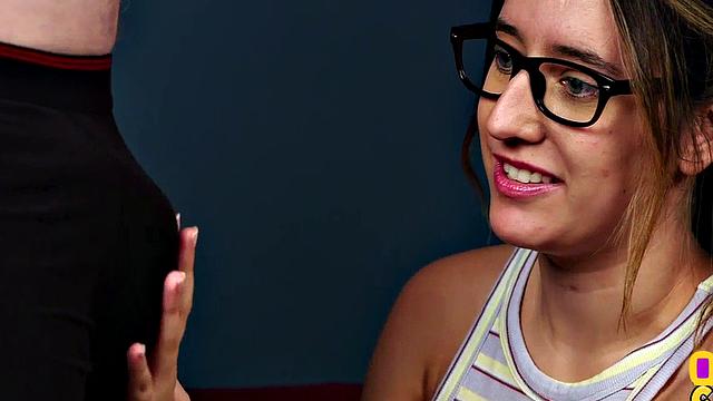 British CFNM amateur with glasses sucks till cum