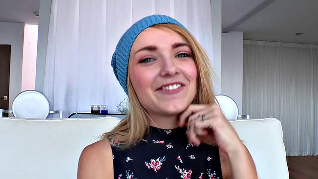 Kissing, fingering, and fucking in reverse cowgirl with tattooed babe