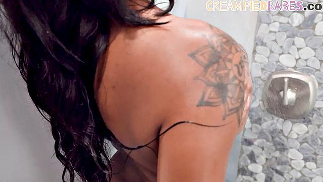 Big amateur busty babe creampied in bed after shower sex