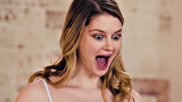 FANTASY MASSAGE - Sexy Masseuse Bunny Colby Gets Horny While Massaging Gia Derza's Ass