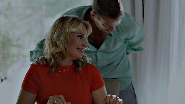 Slim babe deepthroating and cockriding