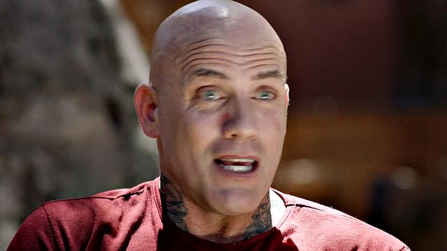 Стройная красотка в белье сосёт по полной и скачет, как дерзкая наездница