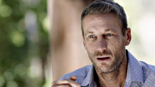 Slim babe deepthroating and cockriding