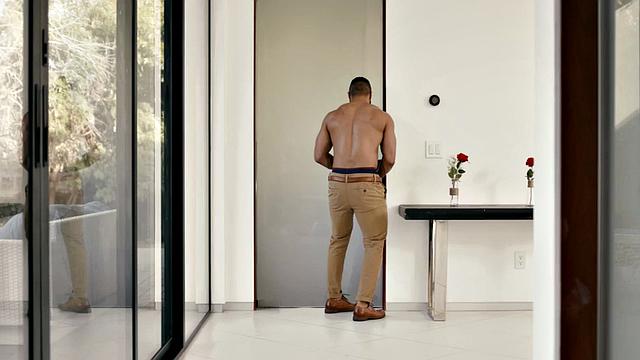 Bigtit ts rides in interracial couple after sucking cock