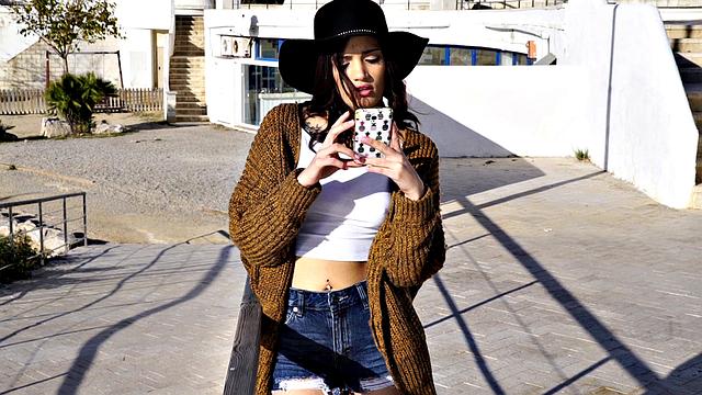 Persuading With Pussy