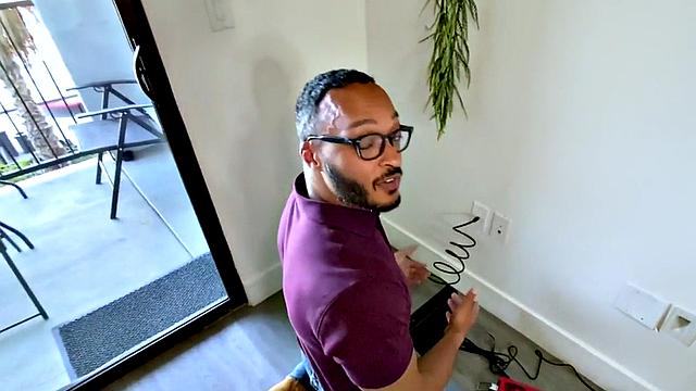 Black electrician barebacked by guy in erotic couple