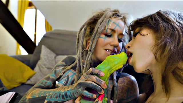 Alt-punk Teen Girls Share A Cock