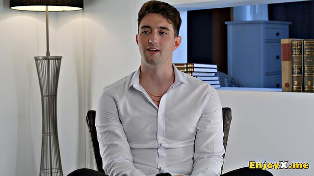 Sexy dark-haired Tabatha Lust blows manmeat like a queen in 4K porn.