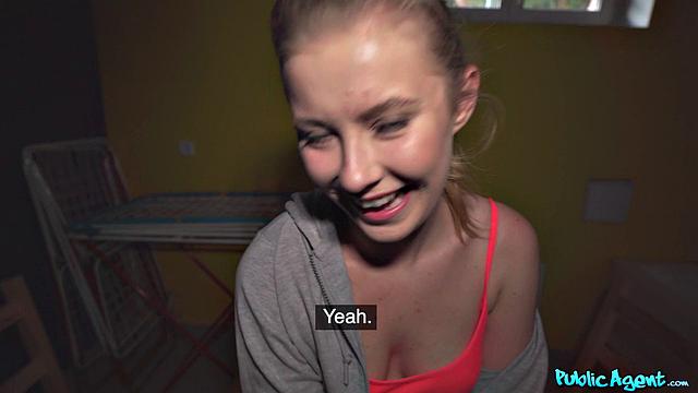 runner in tight leggings gets fucked