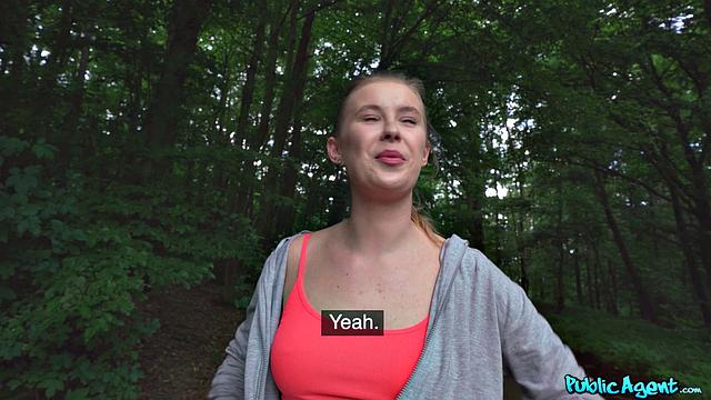 runner in tight leggings gets fucked