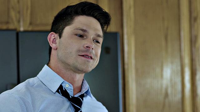 Veteran Politician Flexes Power to Up and Coming Candidate - DisruptiveFilms