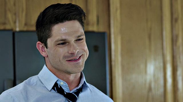 Veteran Politician Flexes Power to Up and Coming Candidate - DisruptiveFilms