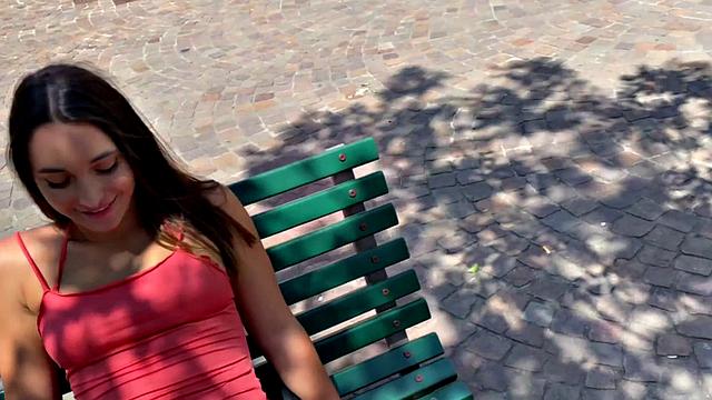 Sara's Italian Blowjob