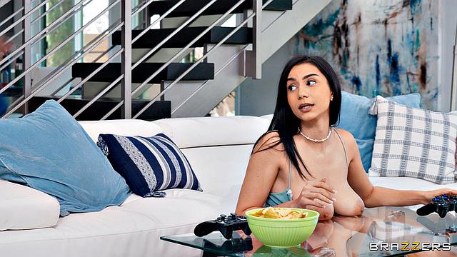 Gamer's Boobs On Glass