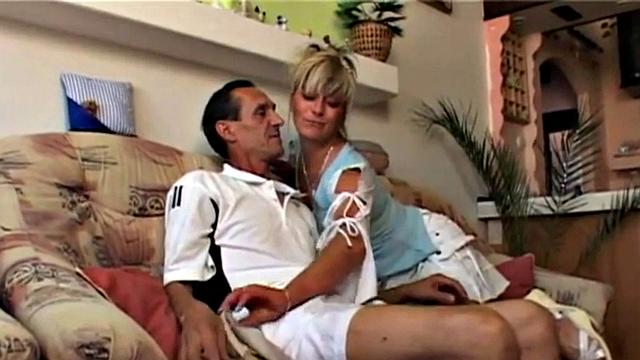 Teens bang old guy in dirty fuck threesome