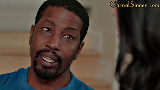 Anal-loving babe gets butthole stretched