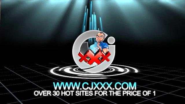 Shawn Cohen Beats Off With Toy