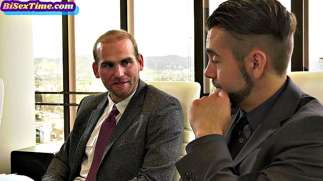 Geeky unicorn enjoys threeway.