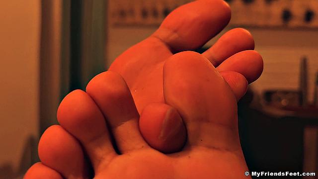 A Foot Fetish Tale Featuring Dallas - Dallas