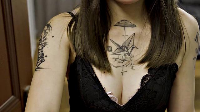 верина под маской массажистки: жильцы в восторге от сервиса