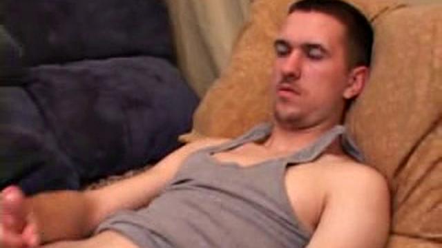 Hung Casper Beats Off