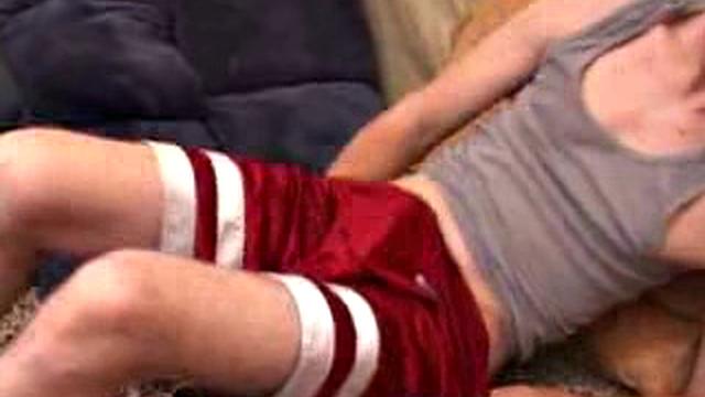 Hung Casper Beats Off