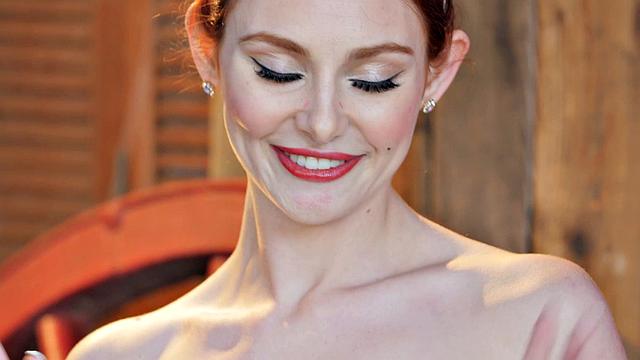 All Natural Redhead Lacy Lennon Masturbates Intensely To Orgasm