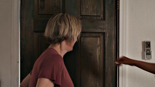 LEZ BE BAD - Unfaithful Busty Housewives Dee Williams & Jayden Cole Have WILD HITACHI FUCK