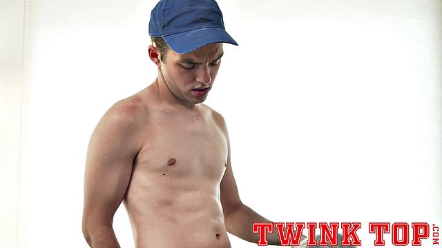 MARCUS RIVERS Chapter 1 - Topping Coach