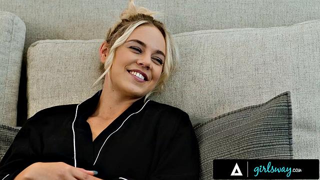 GIRLSWAY - Horny Kelsey Kane Gets Aroused By Doctor Little Puck's Examination