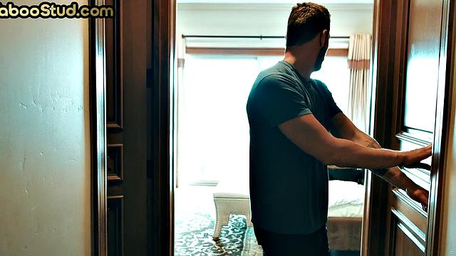 Taboo stepbrother gets fucked in wild stepfamily anal