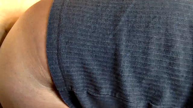 Construction Stud Gets A Gloryhole Blowjob