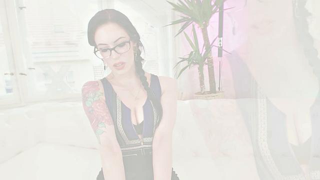 OIL FOR DAYS Big Ass Blondes Oiled Up & Drilled - Bree Brooks, Rebeca Linares