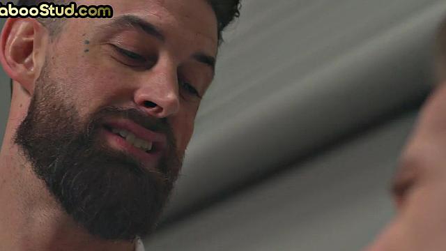 Tattooed jock fucks twink ass in stepbrother action