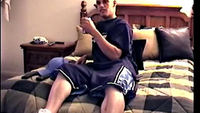 straight Boy Buzz Gets Sucked