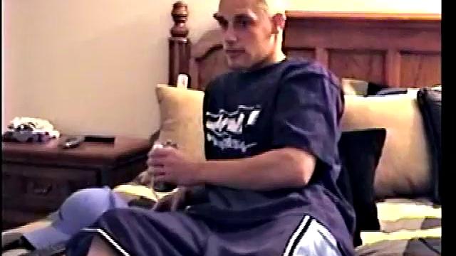 straight Boy Buzz Gets Sucked