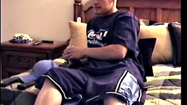 straight Boy Buzz Gets Sucked