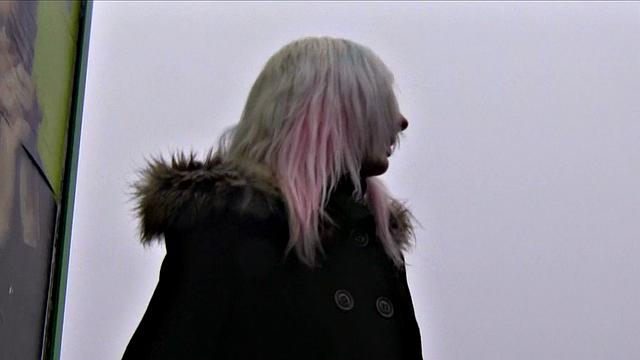 Hot Pink-haired cutie shows off her pink pussy to stranger