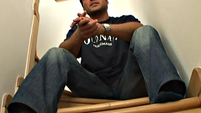 Speculum babe dildo fucking tight pussy before spreading