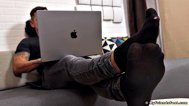 Spy On Archer's Feet - Archer