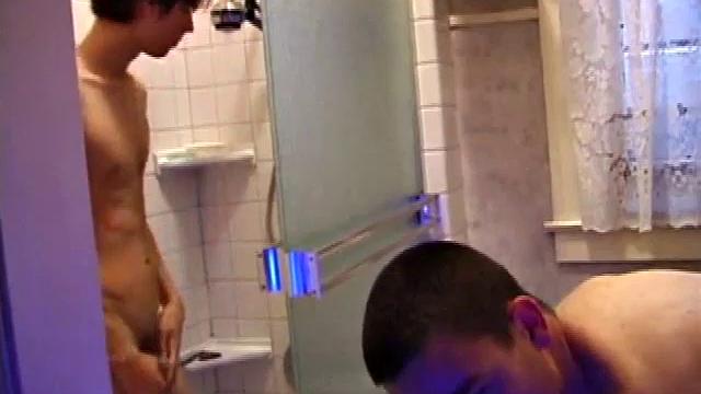 Dan and Jayden Shower Together After Skateboarding