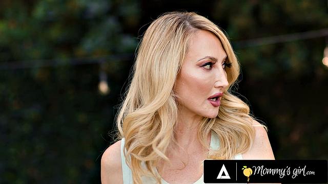 MOMMY'S GIRL - Lusty MILF Kendra James Turns Stepdaughter Kimmy Kimm Into Her Plaything - PART 1