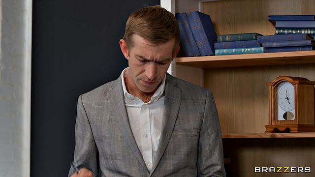 Thief Caught By Therapist