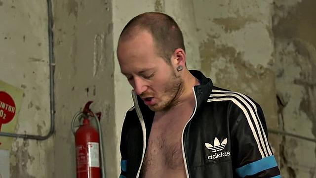 Thirsty Boy Gets Fed &amp; Fucked! - Casper Ellis &amp; Sean Taylor