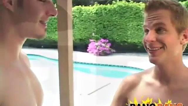 Mike Roberts Fucks Caleb