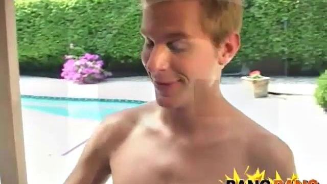 Mike Roberts Fucks Caleb