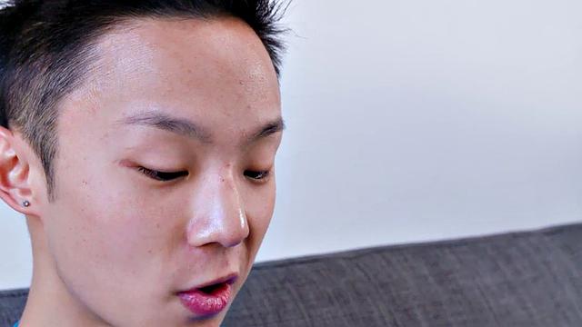 Bro, You Look Like Your Sis