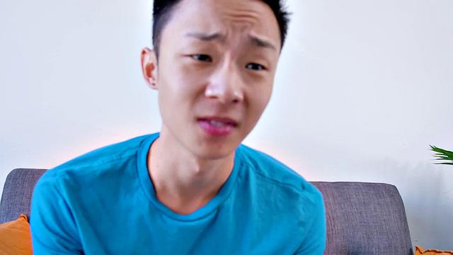 Bro, You Look Like Your Sis