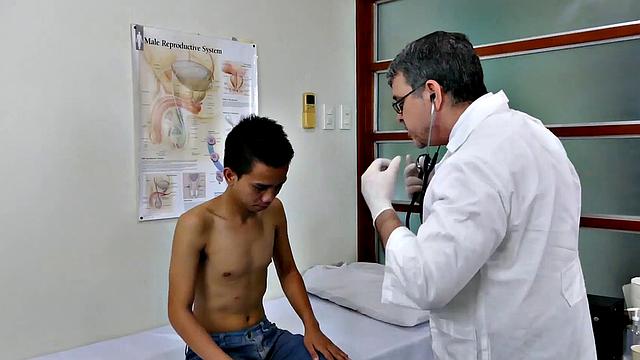 Slim Asian toyed and breeded by doctor until climax