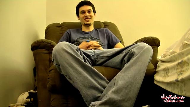 Fresh Straight Guy Gets Ass from Service & Joe